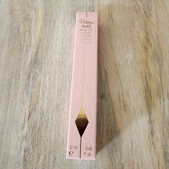 Charlotte Tilbury Pillow Talk Beauty Light Wand Easy Highlighter New in Box - Picture 1 of 4